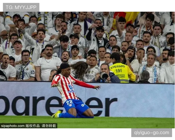 瓦伦西亚管理层决策争议持续发酵，对球队赛季稳定性形成现实考验