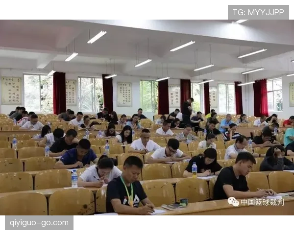 全面解读篮球争议球处理规则及裁判判罚的具体执行流程